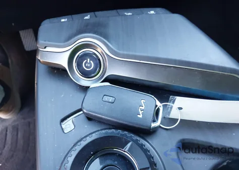 2023 Kia Ev6 Wind z USA, uszkodzony, nr VIN KNDC34LA1P5111721